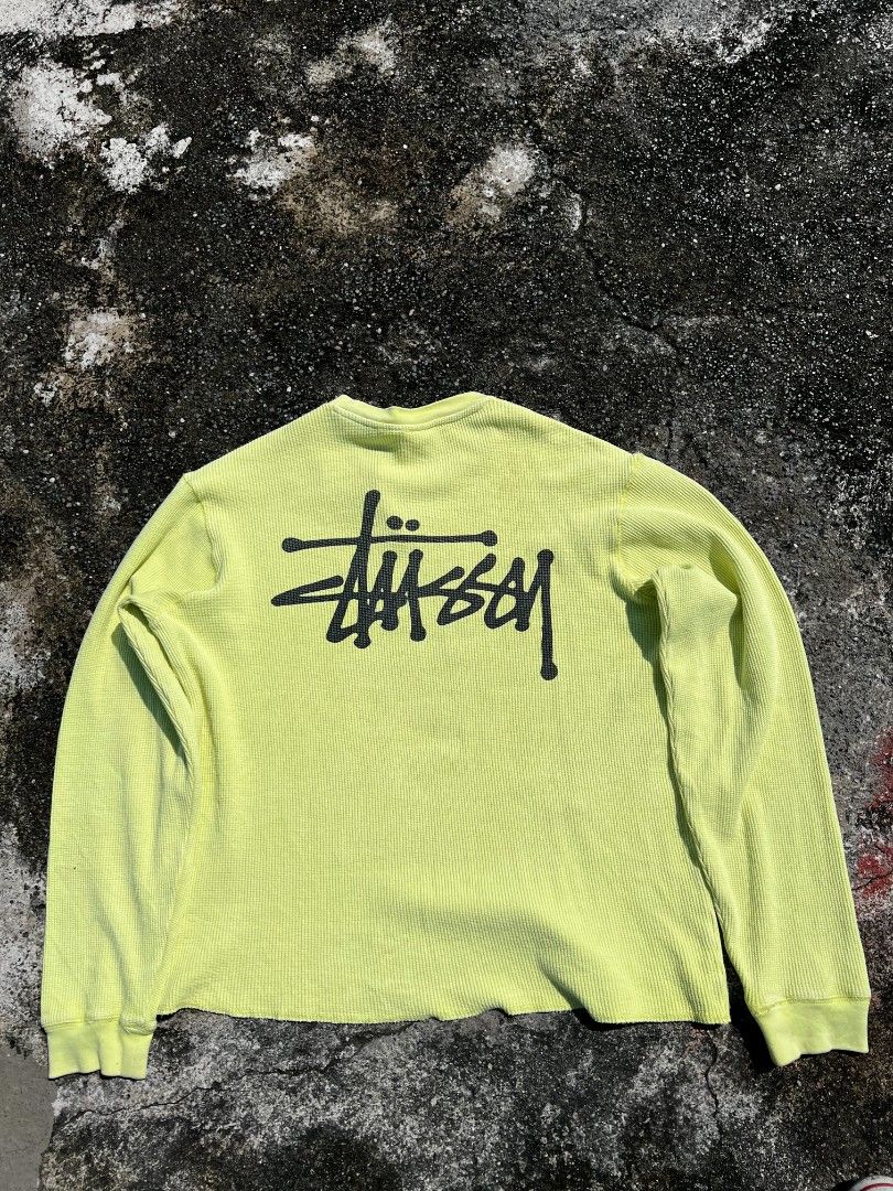 Stussy lime-yellow LS (Category: Announcements) located in San Isidro, Davao Oriental. Submitted by ukayukaybygv (Listing ID 1465664511, Image 2). Description: ' Stussy lime-yellow LS✅ - excellent condition - dimes : W20 * L27 - size : Large on tag - color rate : 9.5/10 - no issue : ✖️ - Vouch/Vc para safe - Ship via J&T ' LOCATION : DAVAO CITY.