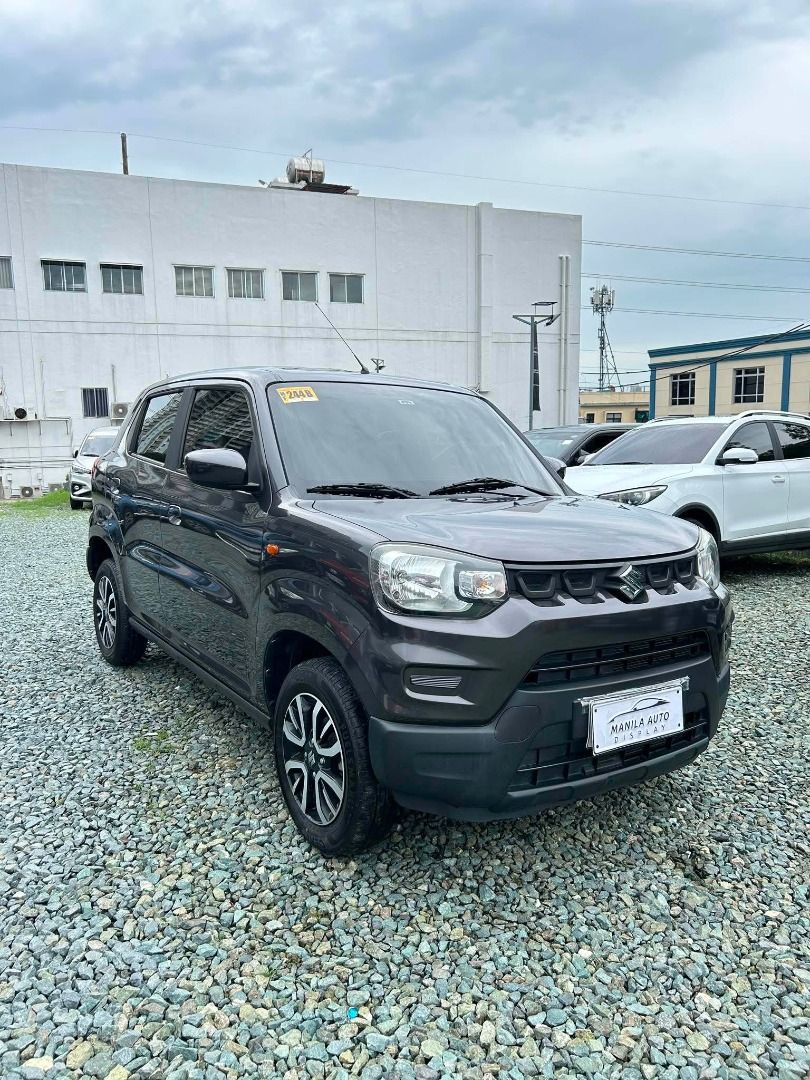 Suzuki S-Presso 1.0L AGS Auto (Category: Used Cars) located in Pasig City. Submitted by pureocean-057512 (Listing ID 1465662741, Image 3). Description: 2026 SUZUKI SPRESSO 1.0L AGS GAS AUTOMATIC TRANSMISSION Downpayment: ₱51,900 ✅ ZERO PROCESSING UNTIL OCT 17 ONLY ✅ ⚠️5 SLOTS LEFT ONLY⚠️ Gray 1 ending plate 14tkms mileage Automatic Transmission 1.0L Gasoline Engine Anti Lock Braking System Dual Air Bag Fabric Seats Rear Parking Sensors Fresh insi