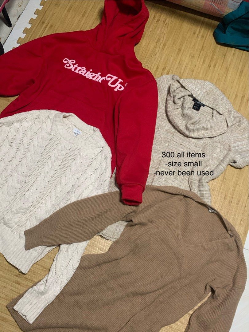 Sweater and Hoodie bundle size small (Category: Coats, Jackets and Outerwear) located in Cavite. Submitted by jceemenes413494 (Listing ID 1465722962, Image 1). Description: Price indicated in picture Sizes small to medium Location: pasay city Meetup or lalamove Pm for more pictures.