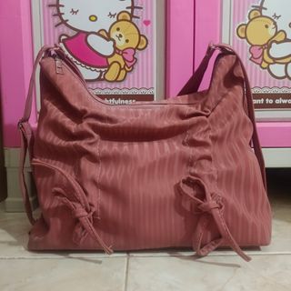 (Kategori: ) berada di . Dikirim oleh masyumaroo (ID iklan 1465701443, Gambar 1). Deskripsi: .