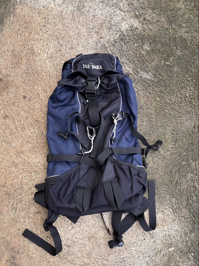 TATONKA MOUNTAINEERING BAG (Category: Backpacks) located in Valencia. Submitted by hunterxthrifter (Listing ID 1465600986, Image 1). Description: GOOD ASNEW SOBRANG GANDA BUILT YUNG LOOB 35LTRS .