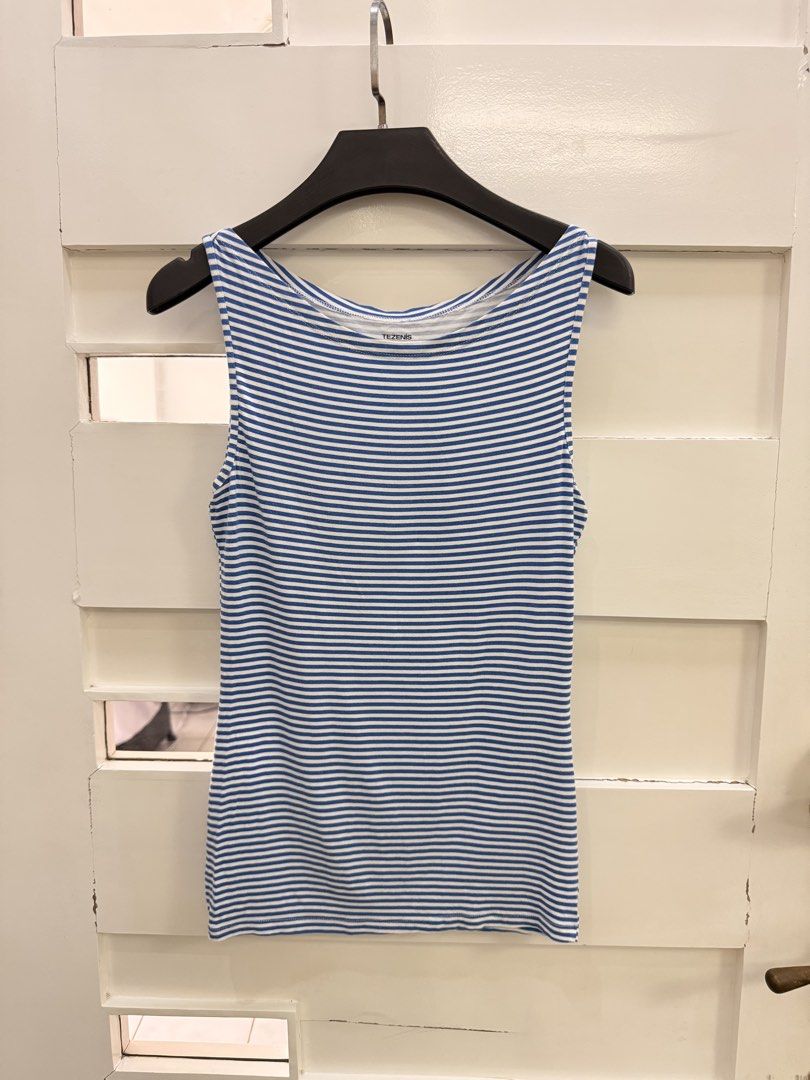 Tezenis tank top (Category: Sleeveless) located in San Pablo. Submitted by iamtrina (Listing ID 1465639323, Image 2). Description: Fits S-M frame .