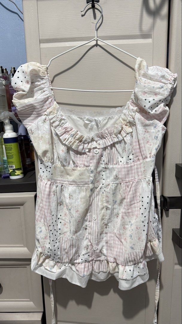 Thailand BKK Coquette Top (Category: Blouses) located in Quezon City. Submitted by dinesaur (Listing ID 1465715002, Image 2). Description: .