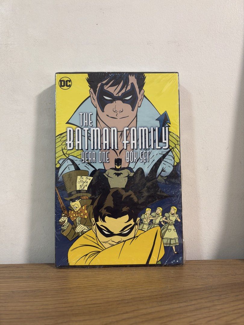 The Batman Family Year One Box Set DC Comics (Category: Comics & Manga) located in Pasig City. Submitted by anything_and_everything2 (Listing ID 1465712156, Image 1). Description: - The Batman Family Year One Box Set DC Comics - Includes Nightwing year one, Robin year one, Batgirl year one trade paperbacks - RARE/original/sealed never read - P3600 - MISB - pm for more details - shipping on buyer .