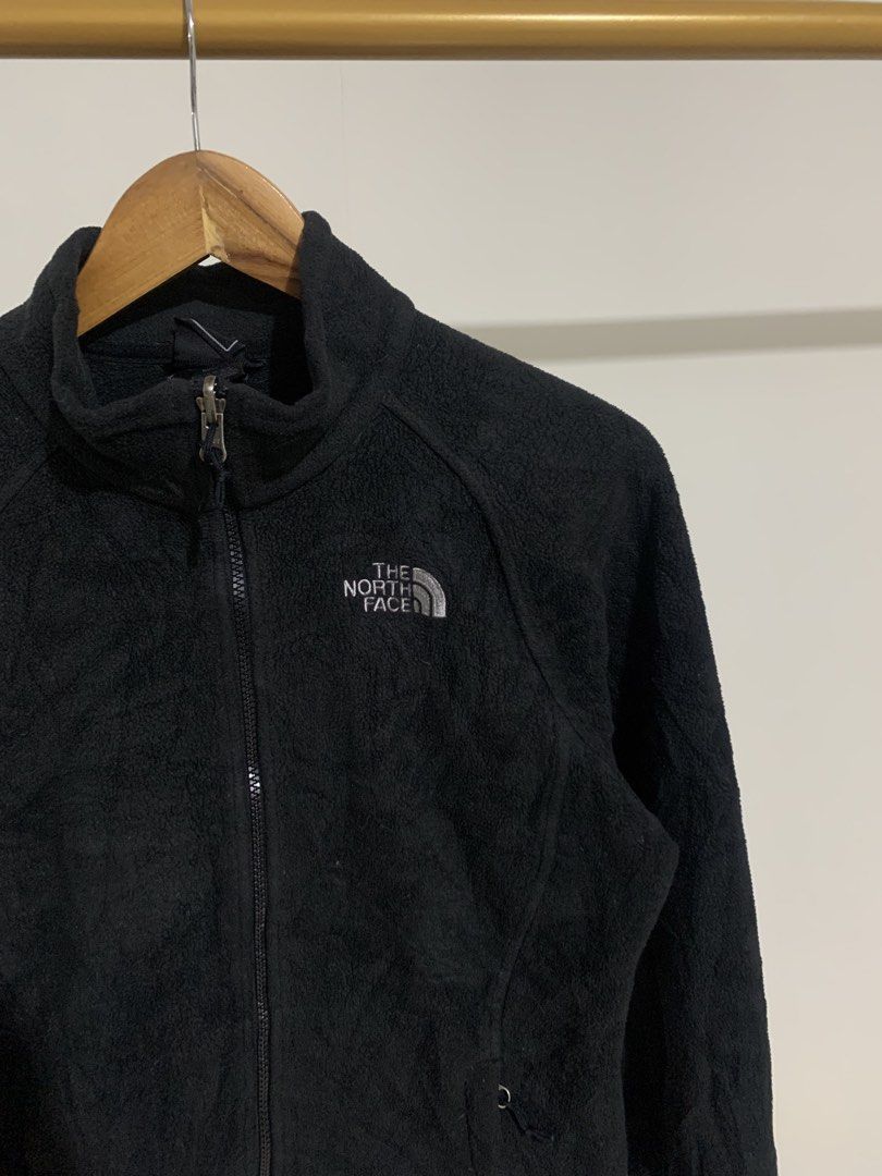 The north face (Category: Coats, Jackets and Outerwear) located in Bayombong. Submitted by johnestrell315 (Listing ID 1465709740, Image 2). Description: Need wash only .