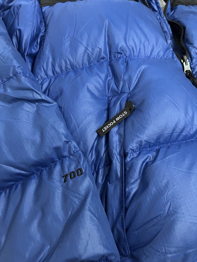 The north face (Category: Coats, Jackets and Outerwear) located in Dagupan City. Submitted by calmocean-f675cc (Listing ID 1465717892, Image 2). Description: The north face Puffer jacket 700 series Color blue and black Size small on tag fit to semi large Twotone 2100 only add sf.