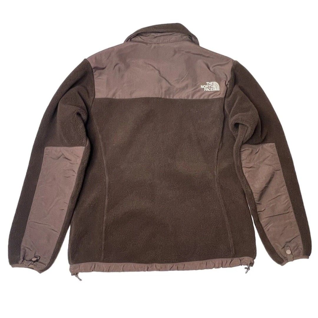The North Face Denali Jacket (Category: Coats, Jackets and Outerwear) located in Manila. Submitted by better_finds_here (Listing ID 1465696857, Image 2). Description: The North Face Denali Jacket Women/Femmes Pwede pang tawaran/ Unisex.