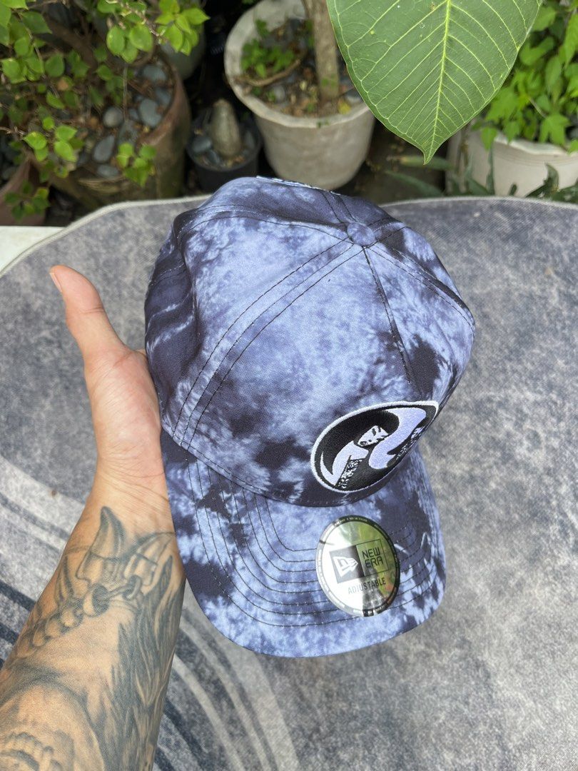 Tkdk x new era (Category: Activewear) located in Muntinlupa City. Submitted by mioky01 (Listing ID 1465643382, Image 3). Description: Brandnew Legit / original / authentic On hand/ ready to ship ✈️ Money back guarantee if proven fake 🙌 Fb page : 212 Muntinlupa 📩🔑.
