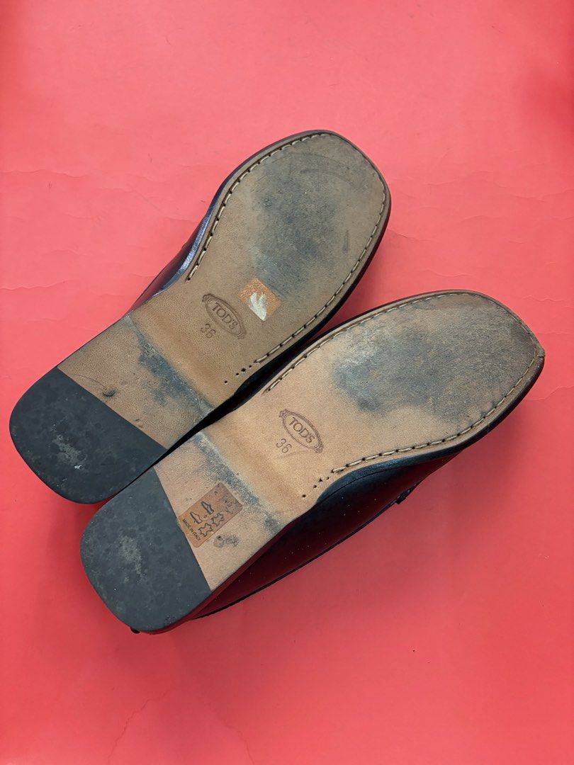 Tods black lofers (Category: Sneakers & Footwear) located in Manila. Submitted by urbanwear (Listing ID 1465708083, Image 3). Description: .