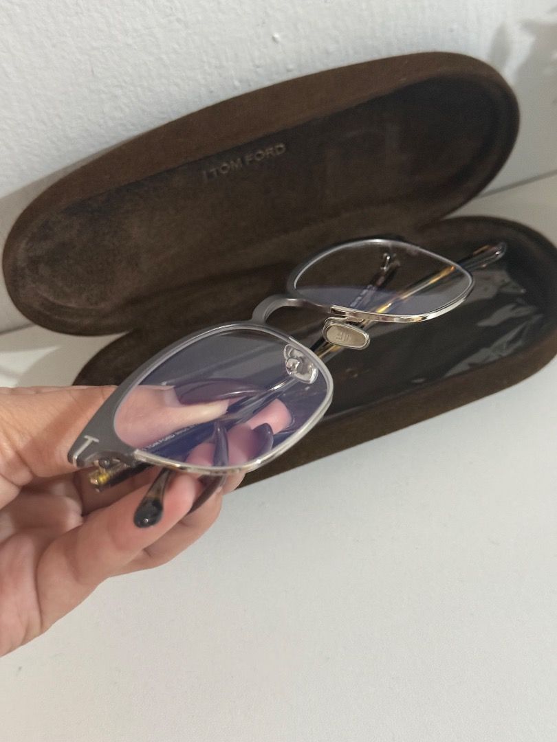 TOM FORD EYE GLASSES (Category: Sunglasses & Eyewear) located in Mandaluyong City. Submitted by aizhaaya15295 (Listing ID 1465614407, Image 3). Description: BRAND NEW .