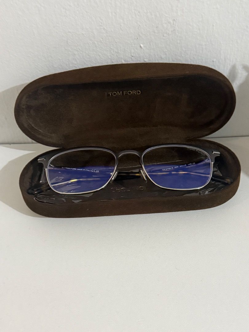 TOM FORD EYE GLASSES (Category: Sunglasses & Eyewear) located in Mandaluyong City. Submitted by aizhaaya15295 (Listing ID 1465614407, Image 2). Description: BRAND NEW .