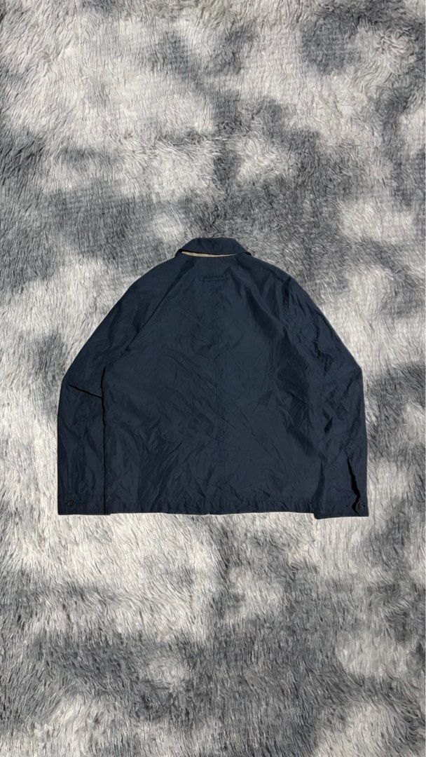 Tommy Hilfiger Harrington (Category: Coats, Jackets and Outerwear) located in Carmona. Submitted by arthrift.31 (Listing ID 1465743212, Image 2). Description: Size:Large on tag Width:24 Length:28 Condition:Excellent Colorrate:9/10.