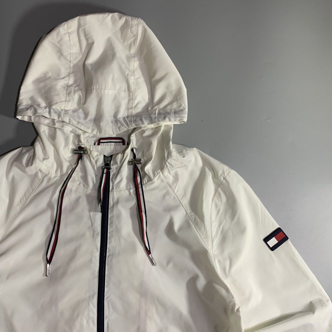 Tommy Hilfiger windbreaker (Category: Coats, Jackets and Outerwear) located in Davao. Submitted by jandyfuert21303 (Listing ID 1465676490, Image 2). Description: Good as new condition Need wash only 21.5x26 Tight ribbings .