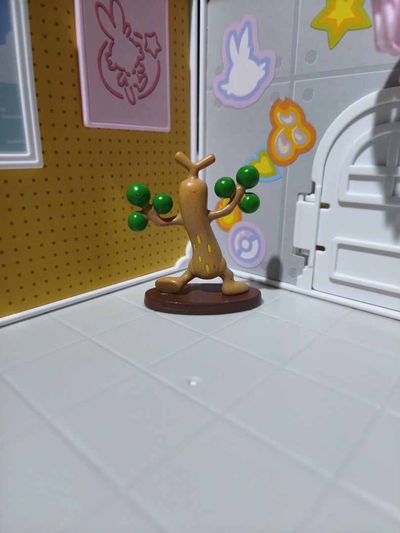TOMY Pokemon Figure - Sudowoodo (Category: Interactive Toys) located in Taguig. Submitted by lilrootshop (Listing ID 1465735572, Image 2). Description: ***Crossposted*** Price: 750 AUTHENTIC Pass sa lowballers! First to pay basis. No COD. For item reservation, a down payment of 50% or 100 pesos (whichever is less) is required. Down payment is non-refundable. One month reservation only. Location: Taguig (near BGC) MOP: GCash / Maya / GoTyme.