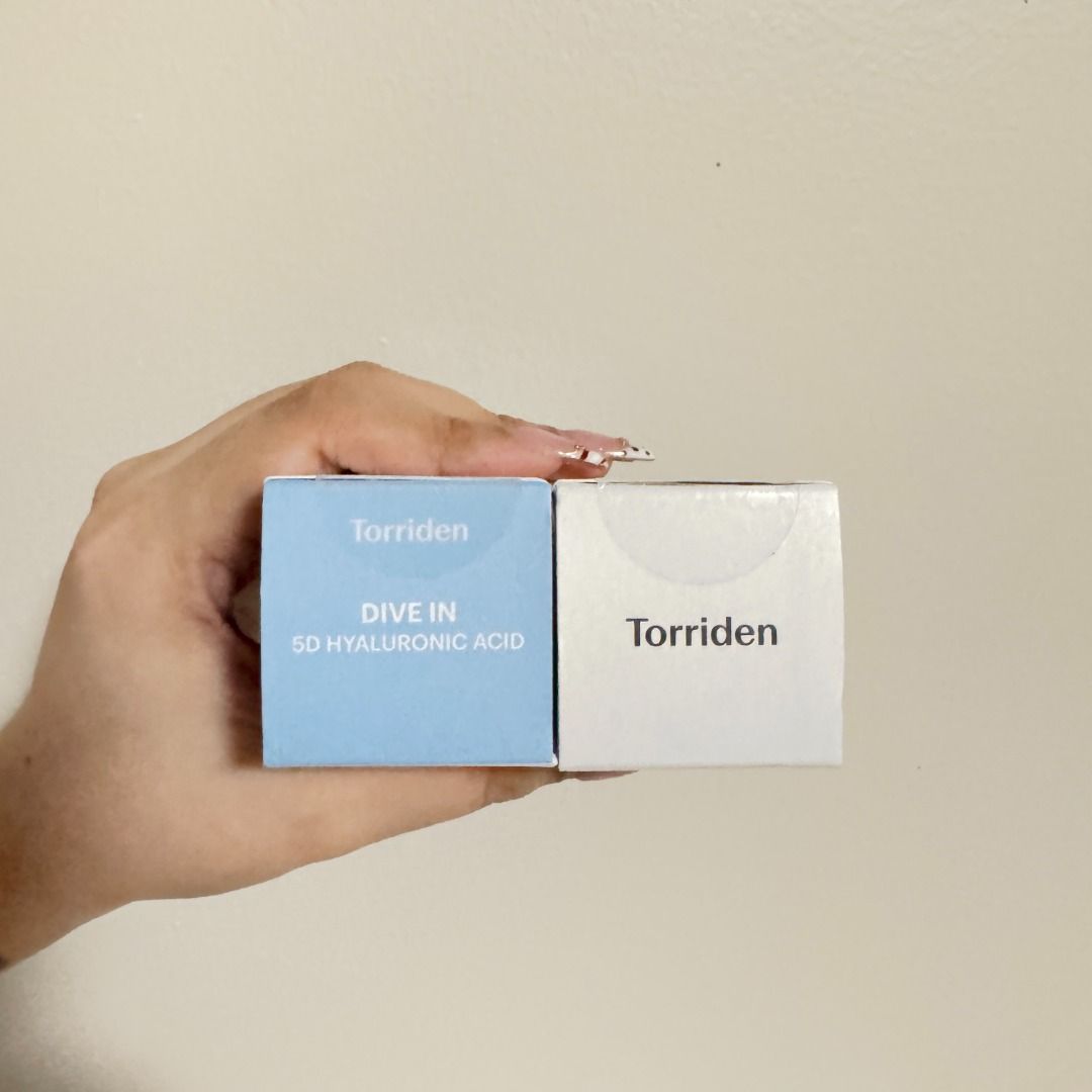 Torriden Dive In Serum Box (Category: Makeup) located in Manila. Submitted by destashedmnl (Listing ID 1465648880, Image 2). Description: 💫 FREE SHIPPING WITHIN METRO MANILA 💫 (₱500 & up worth of purchase via J&T) ✨ EMPTY BOX. No product inside. 🩶 Message me for more info/photos. 😊 🩶 MOP: BPI/GCASH/GOTYME/MARIBANK 🩶 MOD: -Lalamove (Same Day Delivery: Metro Manila and nearby provinces) -J&T ; starts at ₱50 sf (Metro Manila/Provincial) 📝 Not