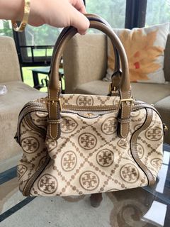 (Category: ) located in . Submitted by s3resale (Listing ID 1465709710, Image 1). Description: .