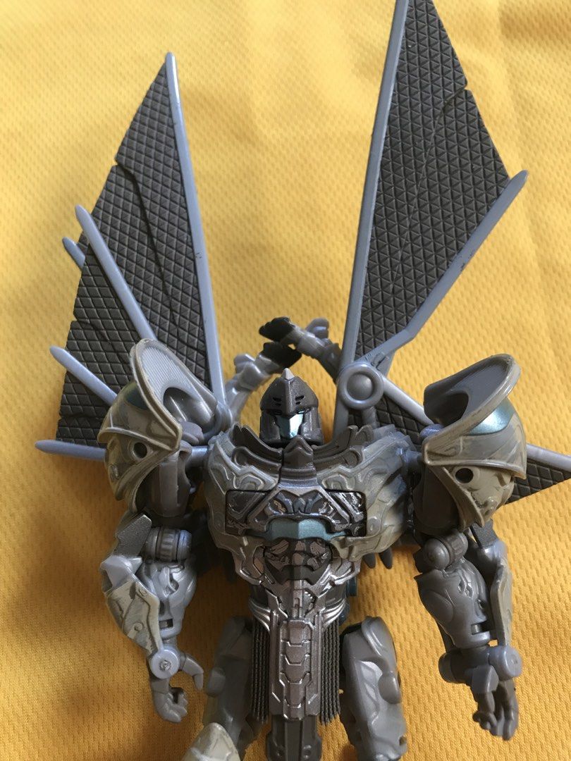 Toys- transformers (Category: Action & Battle Toys) located in San Mateo. Submitted by quikzee (Listing ID 1465758625, Image 2). Description: Toys- transformers.