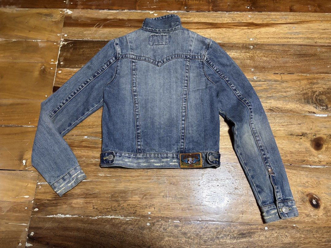 True Religion y2k denim jacket (Category: Coats, Jackets and Outerwear) located in Cagayan de Oro. Submitted by kirkwax_4 (Listing ID 1465635532, Image 2). Description: True Religion y2k denim jacket Small frame (17x20.5) In verygood condition No issue 1350.