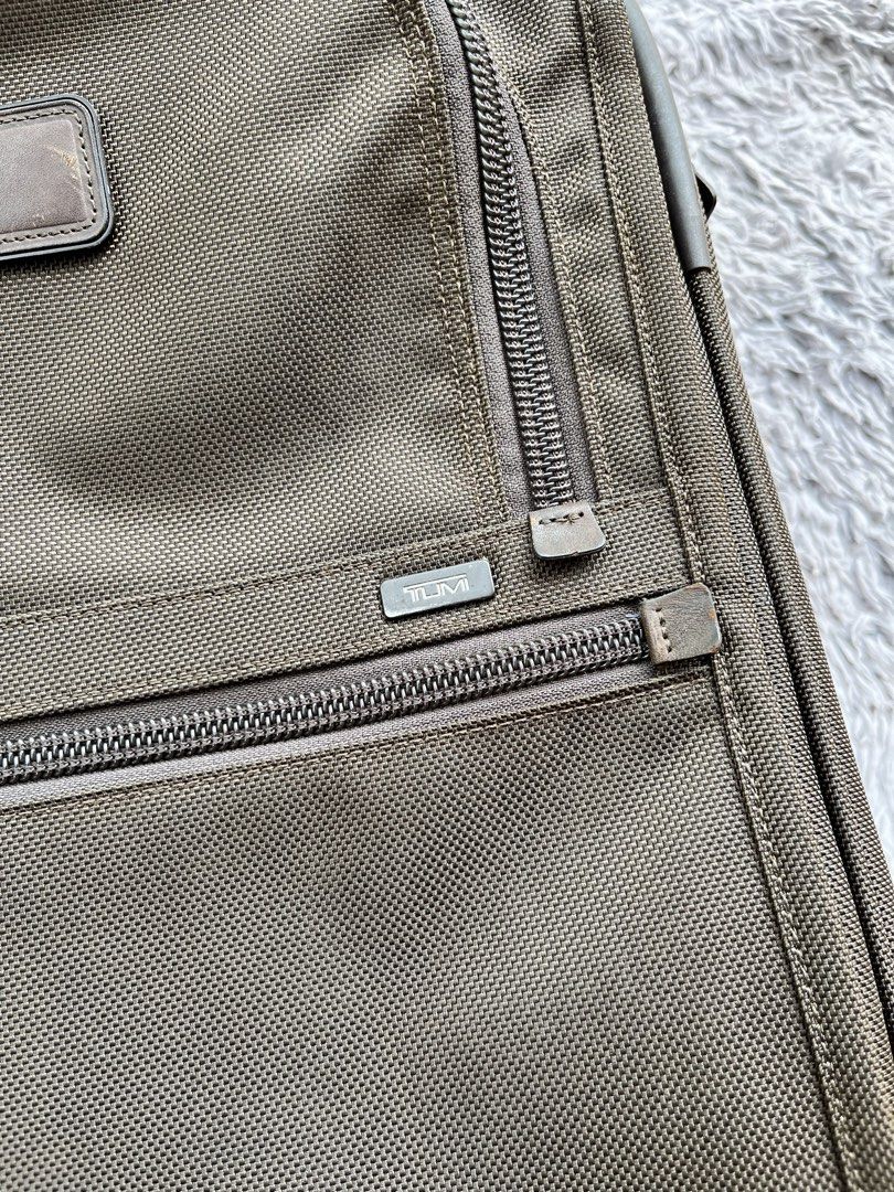 Tumi Alpha Continental Carry-On suitcase🔥 (Category: Luggage) located in Dipolog. Submitted by janja2002 (Listing ID 1465646426, Image 2). Description: EXCELLENT CONDITION GALING JAPAN SURPLUS.