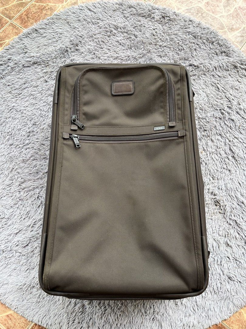 Tumi Alpha Continental Carry-On suitcase🔥 (Category: Luggage) located in Dipolog. Submitted by janja2002 (Listing ID 1465646426, Image 1). Description: EXCELLENT CONDITION GALING JAPAN SURPLUS.