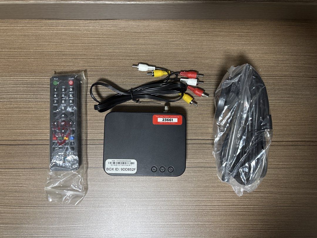 TVplus Digital TV Box Set (COMPLETE SET) (Category: TV Parts & Accessories) located in Manila. Submitted by silentdeer.537e56 (Listing ID 1465654317, Image 1). Description: - Complete ABS-CBN TVplus set ready for immediate setup - Includes main digital box, remote control, RCA cable, and antenna cable - Tested and working Loc: Sampaloc, Manila Pick up/Lalamove, delivery fee yours.