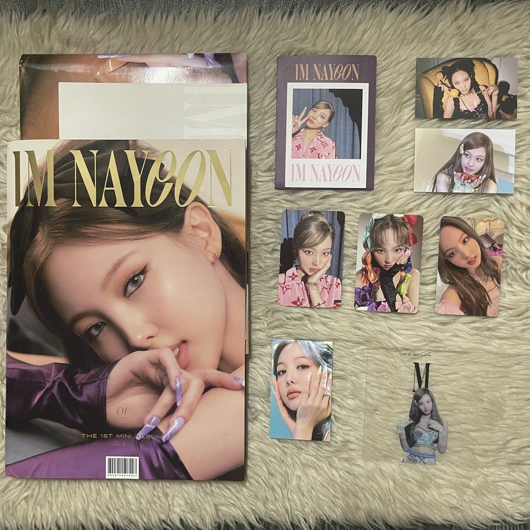 Twice bong, pc’s, albums (Category: K-Wave Merchandise) located in Manila. Submitted by yuwen7 (Listing ID 1465643778, Image 2). Description: FS TWICE SET 2500 for all nego albums have all inclusions Loc: Pasay/Cavite .