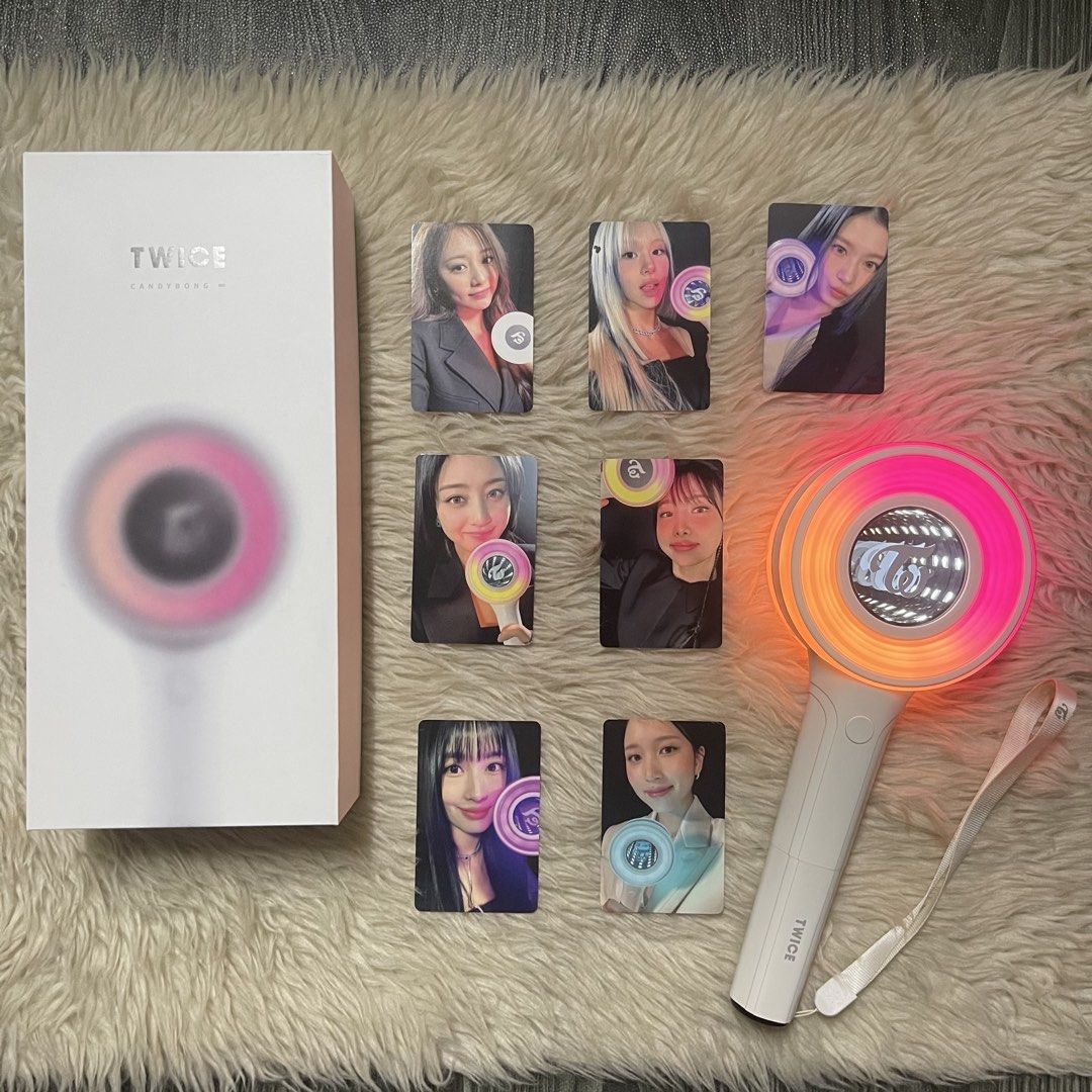 Twice bong, pc’s, albums (Category: K-Wave Merchandise) located in Manila. Submitted by yuwen7 (Listing ID 1465643778, Image 1). Description: FS TWICE SET 2500 for all nego albums have all inclusions Loc: Pasay/Cavite .