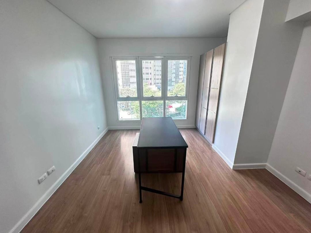 Two Serendra Sequoia 3BR RUSH SALE (Category: Apartments & Condos) located in Manila. Submitted by jeromeasuncion (Listing ID 1465661184, Image 2). Description: RUSH / SACRIFICE SALE 3BR Condo for Sale – Two Serendra Sequoia Tower, BGC • 5th Floor • 125 sqm • Facing Swimming Pool and Garden • Never Rented • No Parking Selling Price: P34M, inclusive of CGT For Serious Buyers Only 0977761287.
