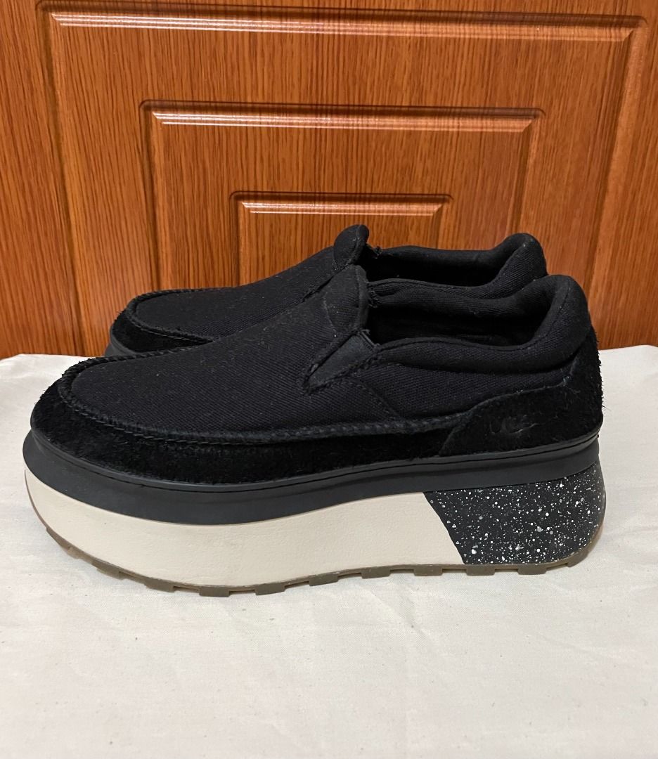 UGG Women Platform Black Slip-On US 7 (Category: Wedges) located in Quezon City. Submitted by beckyshop2024 (Listing ID 1465709991, Image 3). Description: - Unused, no more tag, no box - Original from US.