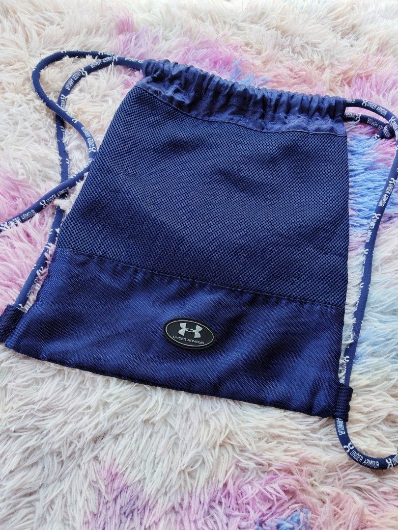 Under Armour Ozsee Drawstring Gym Bag (Category: Backpacks) located in Siquijor. Submitted by thesummit26 (Listing ID 1465620778, Image 2). Description: • Very good pre-loved condition, lightly used primarily for gym gear • This one still has tons of life left and deserves to be on active duty! .