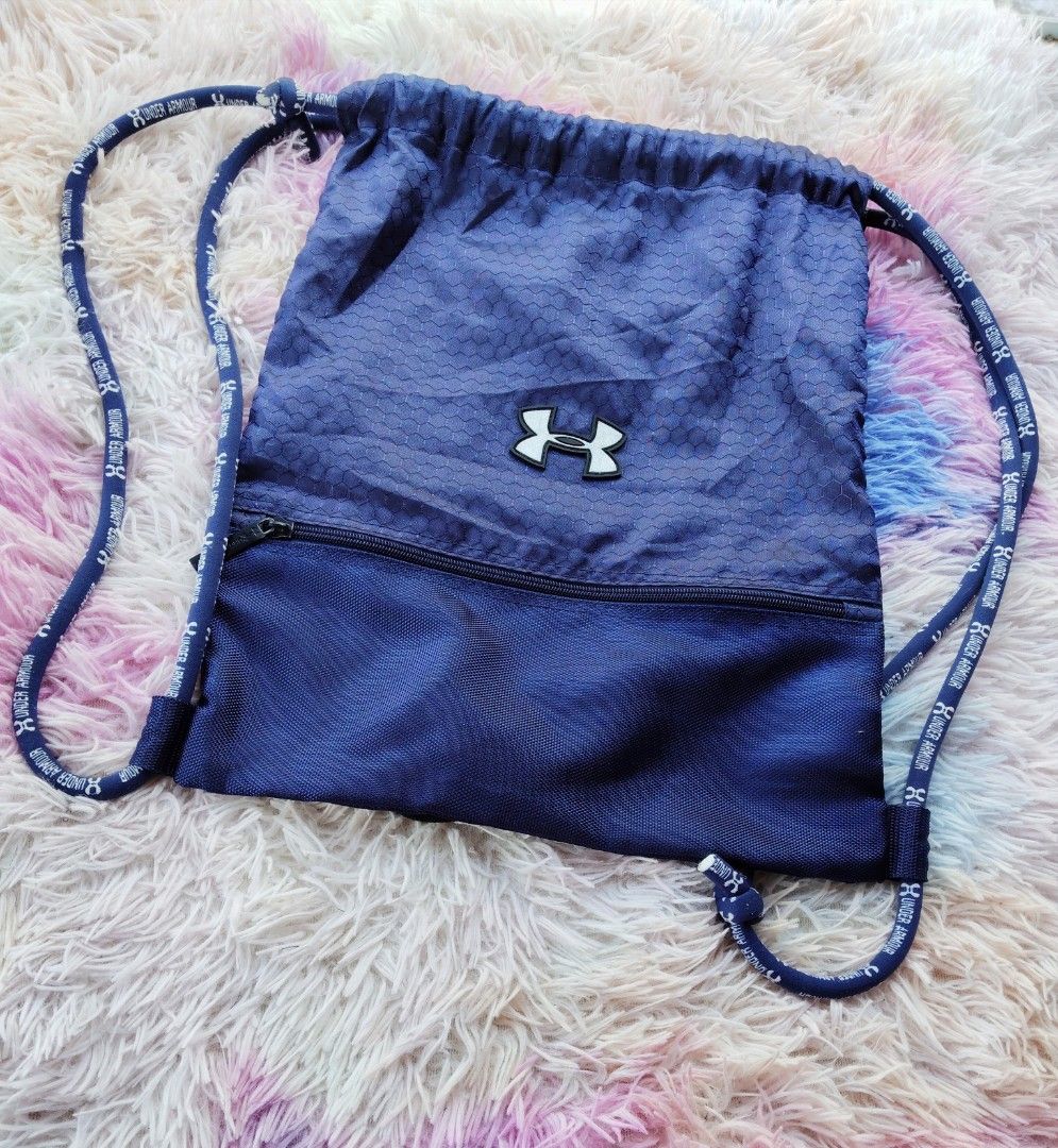 Under Armour Ozsee Drawstring Gym Bag (Category: Backpacks) located in Siquijor. Submitted by thesummit26 (Listing ID 1465620778, Image 1). Description: • Very good pre-loved condition, lightly used primarily for gym gear • This one still has tons of life left and deserves to be on active duty! .