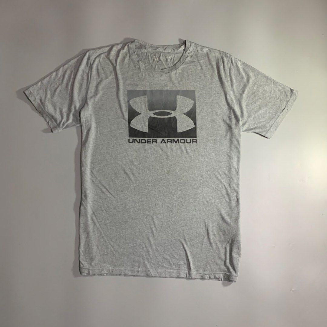 Under armour shirt box logo design (Category: Tshirts & Polo Shirts ) located in Davao. Submitted by jandyfuert21303 (Listing ID 1465677627, Image 1). Description: Excellent condition No issues 23x28 Need wash only.