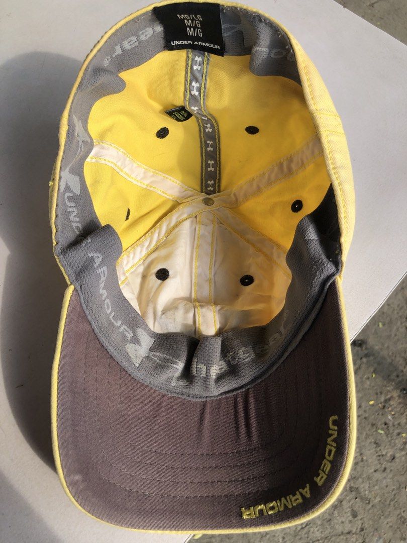 Under armour yellow cap L size (Category: Caps & Hats) located in Quezon City. Submitted by avathriftfinds (Listing ID 1465641536, Image 3). Description: .