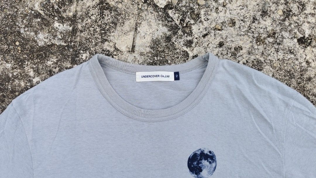 Undercover Autumn winter collection mirror (Category: Tshirts & Polo Shirts ) located in Mati. Submitted by gsthrift (Listing ID 1465669701, Image 3). Description: size 2 on tag Length 27 Width 20.