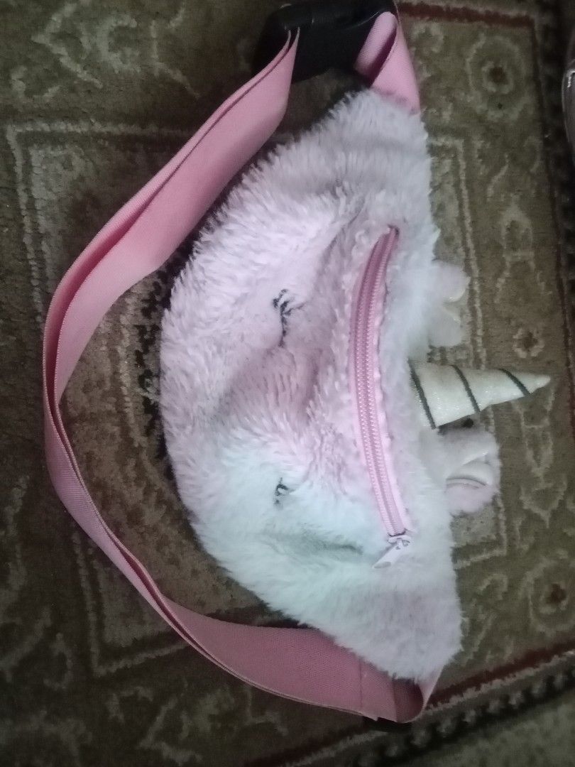 Unicorn body sling bag (Category: Babies & Kids Fashion) located in Manila. Submitted by kristhine19 (Listing ID 1465657252, Image 1). Description: .