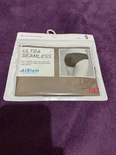 (Category: ) located in . Submitted by merzypreloved (Listing ID 1465716960, Image 1). Description: .