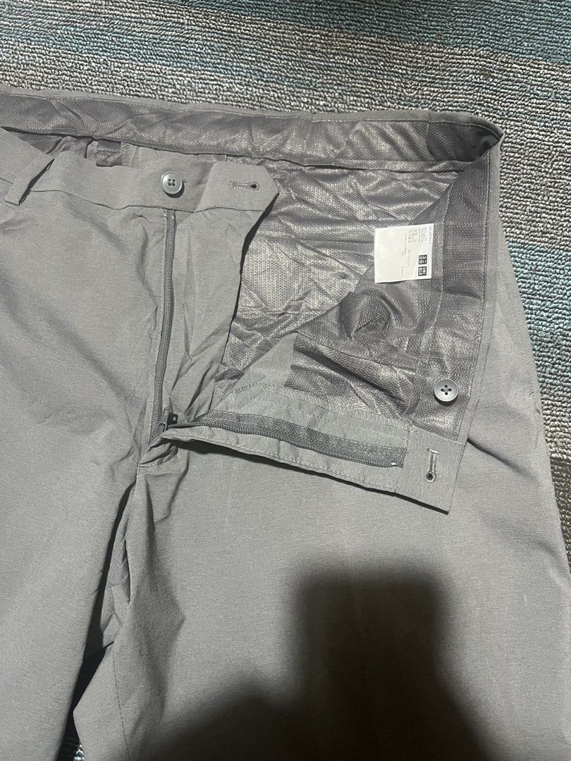Uniqlo Airsense Short Gray (Category: Shorts) located in Cebu City. Submitted by mark24anth29233 (Listing ID 1465643715, Image 2). Description: Original Size: XL W36-38 L21 Excellent condition No issue.