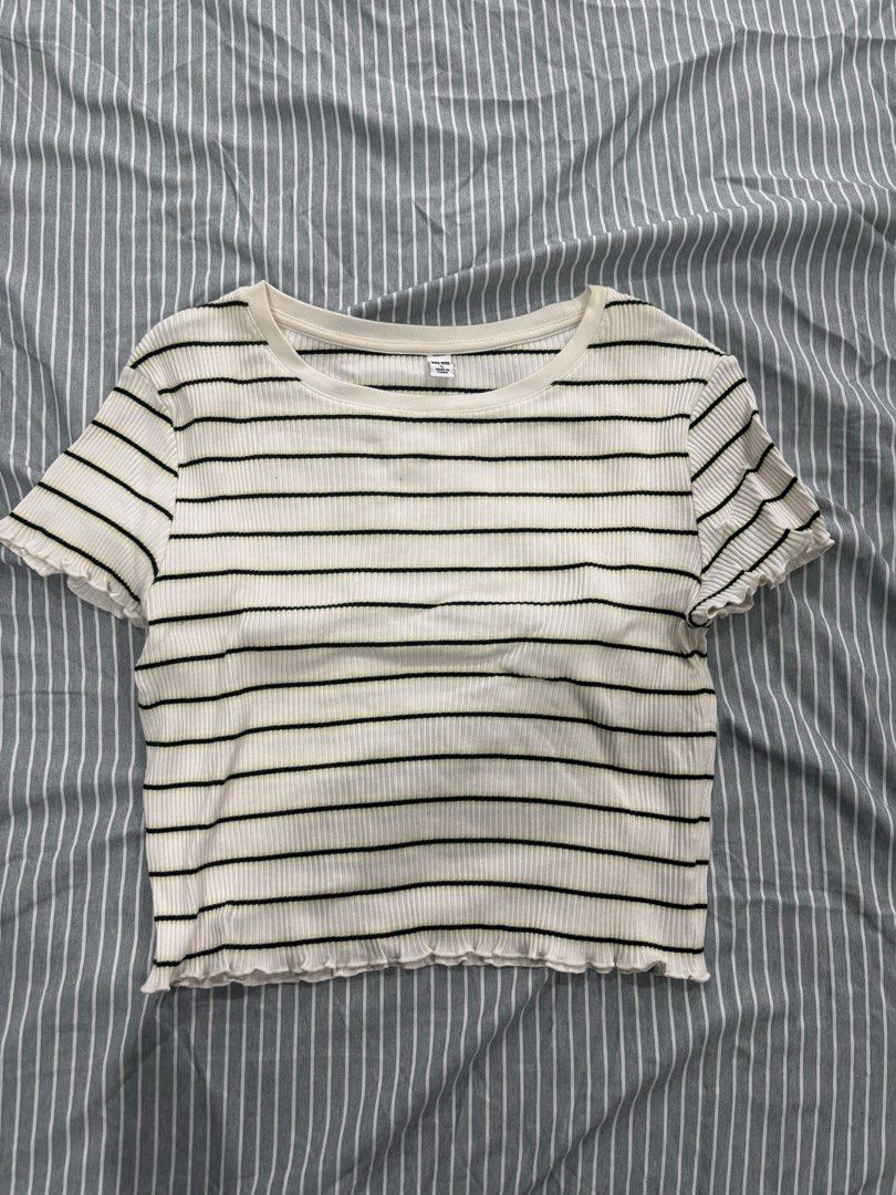 Uniqlo Cropped Shirt (Category: Sleeveless) located in San Pablo. Submitted by loved.goods0501 (Listing ID 1465646508, Image 1). Description: Brand: Uniqlo Classic black and white horizontal stripes Soft and stretchy ribbed fabric Trendy lettuce-edge hem and sleeves.