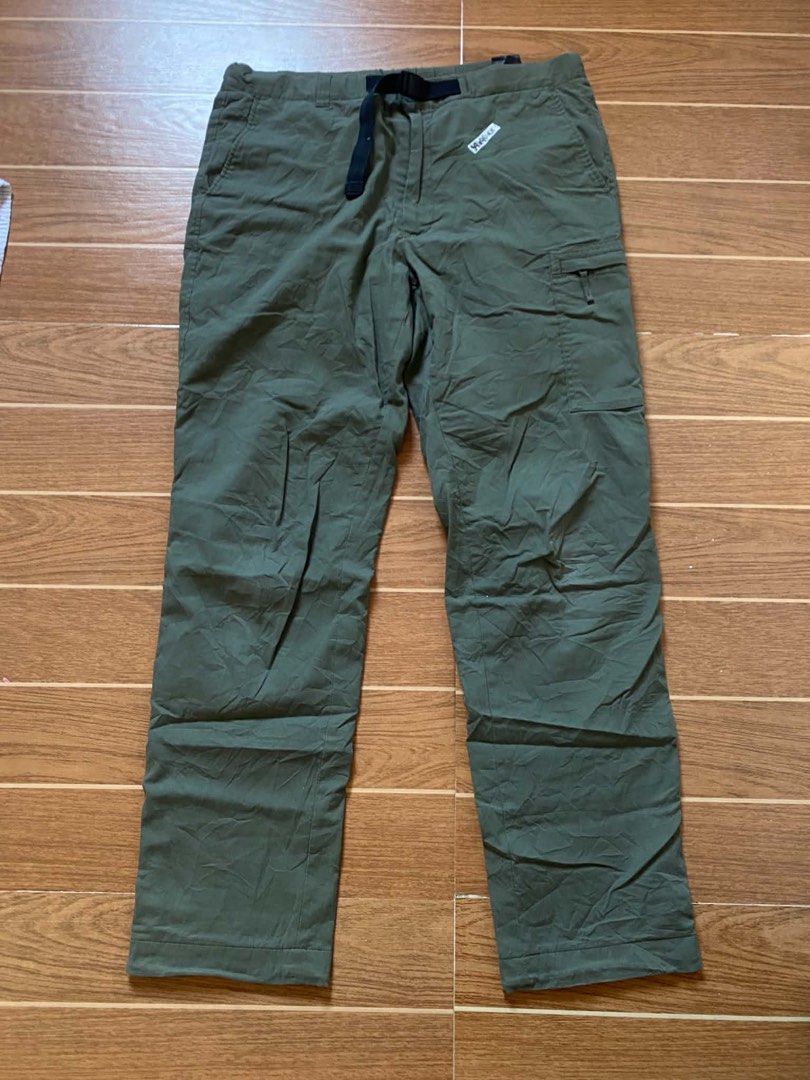 Uniqlo heattech pants (Category: Trousers) located in Paete. Submitted by fat.archives (Listing ID 1465669585, Image 1). Description: Dimes Waist 34 Length 40 Lh 8 +sf.