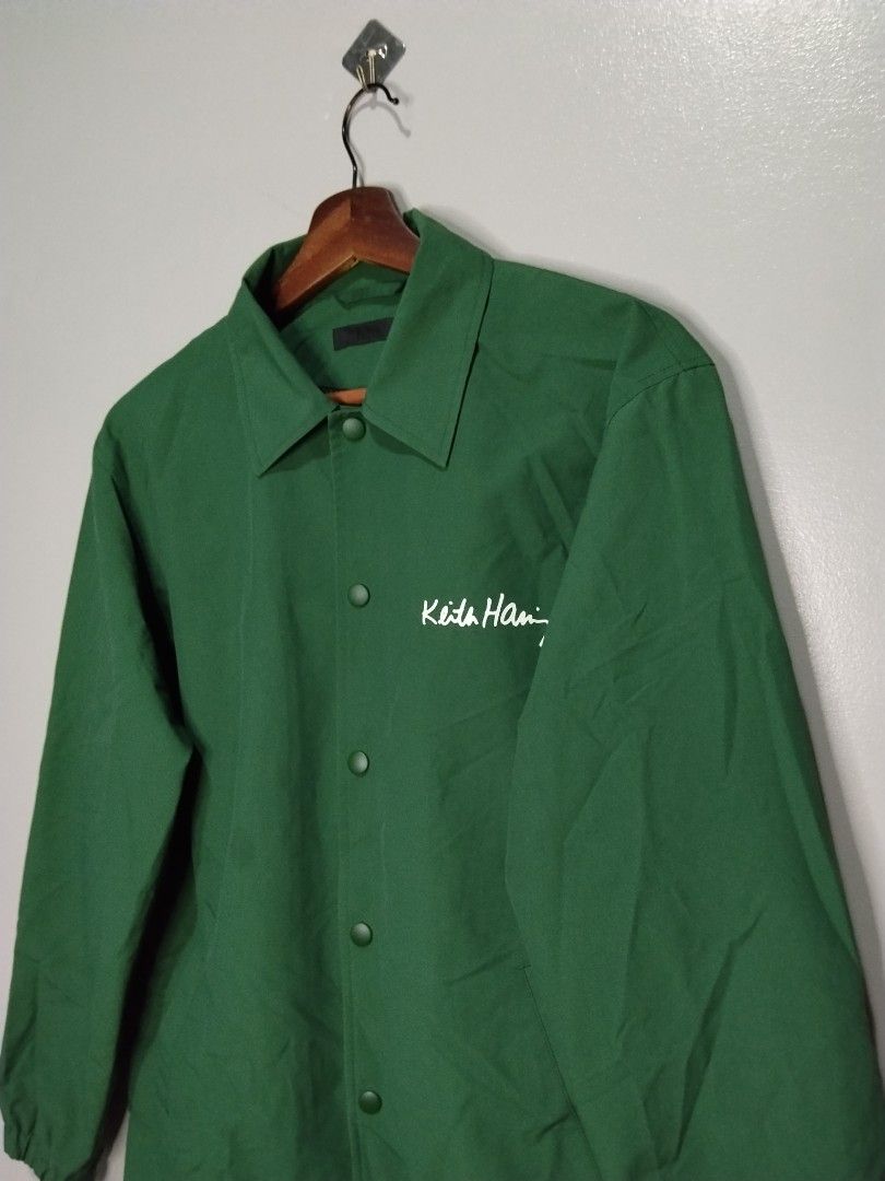 Uniqlo Keith Haring (Category: Coats, Jackets and Outerwear) located in Bago City. Submitted by classic_picked_up (Listing ID 1465692185, Image 3). Description: like new no issue 22 by 27 best fit medium 9.8/10 color rate.