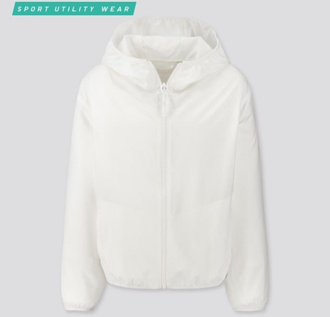 UNIQLO Kids Pocketable Parka (Category: Babies & Kids Fashion) located in Basista. Submitted by purpleens_shop (Listing ID 1465620279, Image 1). Description: .