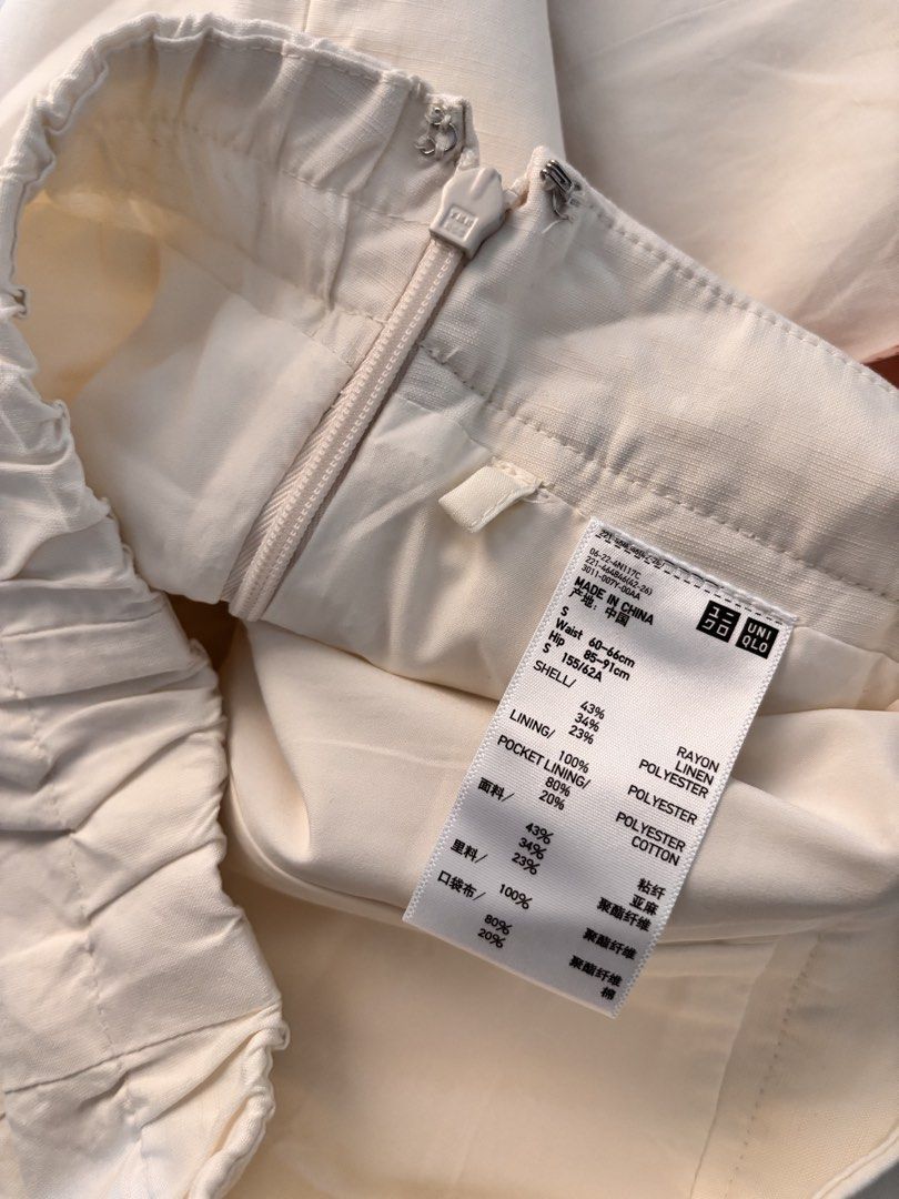 Uniqlo Linen Blend Skort (Category: Other Bottoms) located in Manila. Submitted by hellothere2012 (Listing ID 1465758183, Image 3). Description: Can fit small to med Cool linen blend fabric. - Wrap design at the front looks like a skirt. - Perfect for active wear. - Elastic waist at the back. - Side fastener for easy outfit changes. .