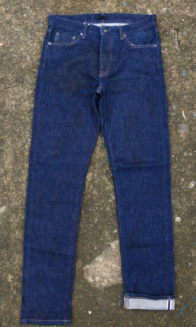 UNIQLO SELVEDGE (Category: Jeans) located in Bacolod City. Submitted by hyoohxzx (Listing ID 1465708195, Image 1). Description: ♻️WTS •UNIQLO SELVEDGE •SLIM STRAIGHT PANTS •SIZE 30 •LENGTH 41 •LEG OPENING 7 •EXCELLENT CONDITION •ALREADY WASH, READY TO WEAR‼️ •PM ME 📩📩📩 •LOCATION BACOLOD CITY, NEGROS OCCIDENTAL📌.