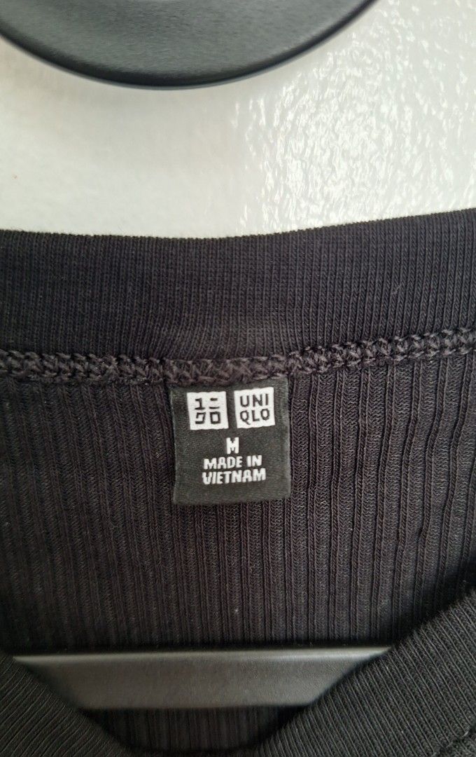 Uniqlo Ribbed Top (Category: Shirts) located in La Trinidad. Submitted by styled.traded (Listing ID 1465749813, Image 2). Description: Size S-M (stretch).