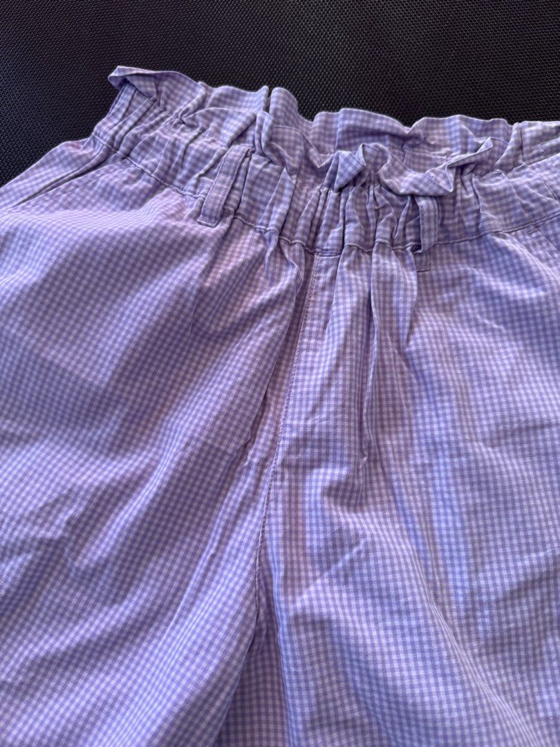 Uniqlo Shorts for Kids (Category: Babies & Kids Fashion) located in Tuguegarao City. Submitted by ginnievillacorte (Listing ID 1465647549, Image 2). Description: .