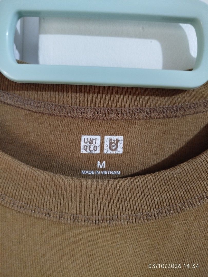 Uniqlo tshirt medium (Category: Tshirts & Polo Shirts ) located in Quezon City. Submitted by crci12 (Listing ID 1465632165, Image 2). Description: Uniqlo tshirt medium Color army green Slightly used Actual pictures posted What you see is what you get P500 only Meet ups: 1. Simplicity mini stop commonwealth ave., balara, qc. 2. Mgas station beside oyasa hardware luzon ave., qc. *Kindly send us a message for a schedule of meet up. *Shipping via j&t