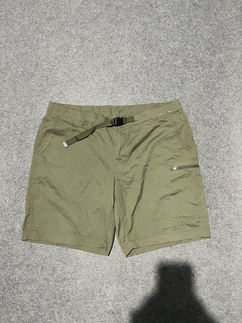 Uniqlo utility short olive (Category: Shorts) located in Lapu Lapu. Submitted by jhonrener41426 (Listing ID 1463614736, Image 1). Description: Size 34 Length-20 Leg opening-12 Asnew condition Color rate 9.8/10 Authentic Issue none .