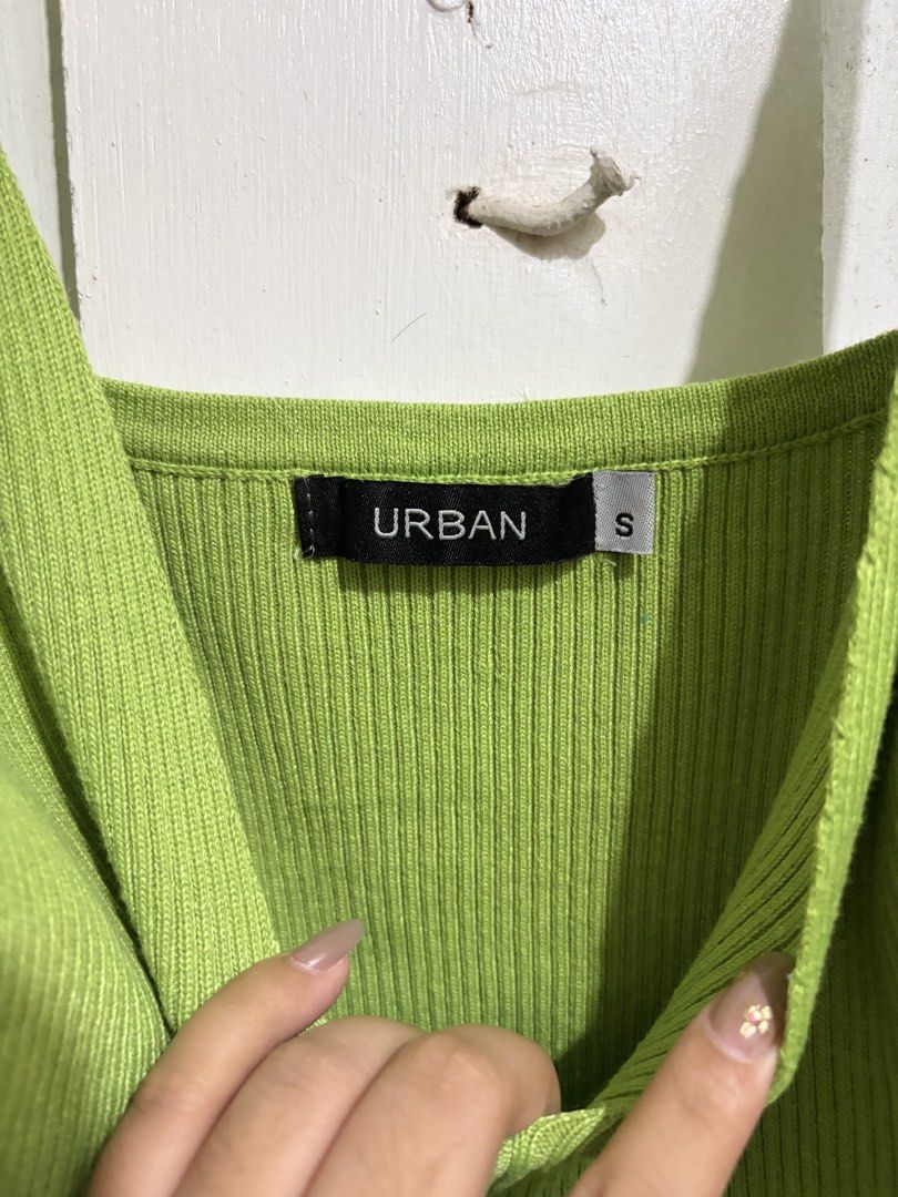 Urban Green Sleeveless Top (Category: Sleeveless) located in Quezon City. Submitted by berrystrawng (Listing ID 1465685230, Image 2). Description: .