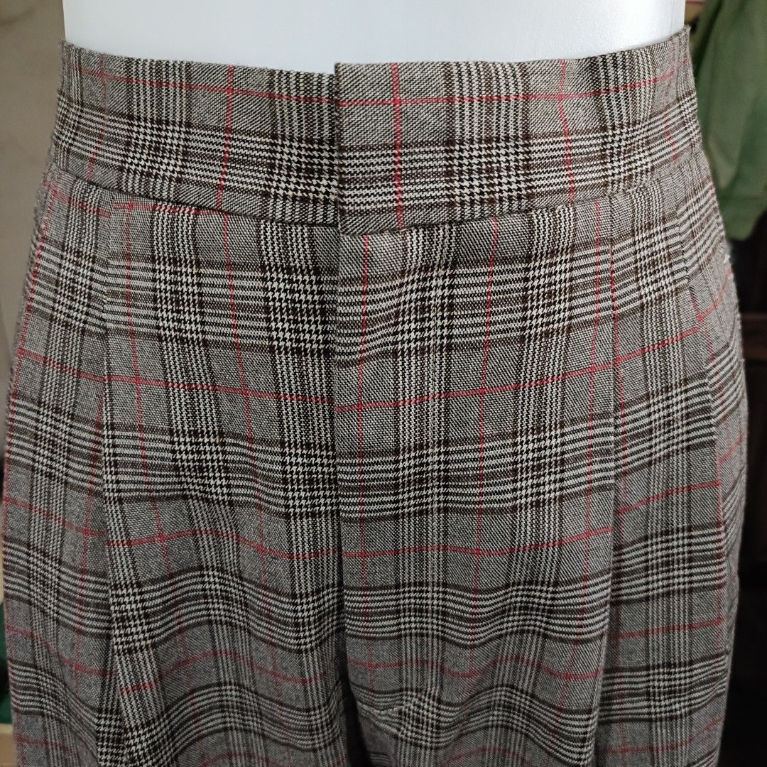 URBAN REVIVO Plaid Pants; Small (Category: Other Bottoms) located in Moncada. Submitted by celynn.collection (Listing ID 1465658320, Image 3). Description: ✅ PLEASE READ BEFORE ASKING! 😊 ----------------------------------------------------- 📍LOCATION: Pangasinan, Luzon ----------------------------------------------------- ✅ Clothes are THRIFTED or PRE-LOVED unless stated brand new. ----------------------------------------------------- Brand: UR