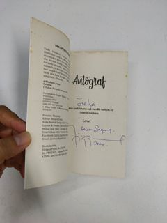 (Category: ) located in . Submitted by bella_books (Listing ID 1465584512, Image 1). Description: .